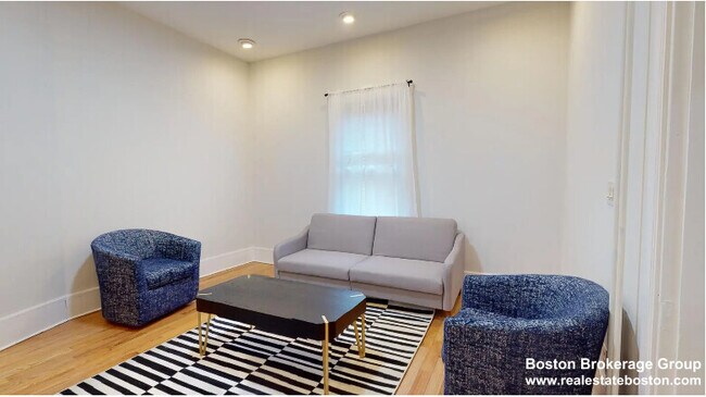 Photo - 28 Sumner St