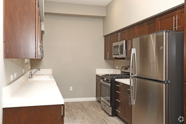 2 Bedroom - Kitchen