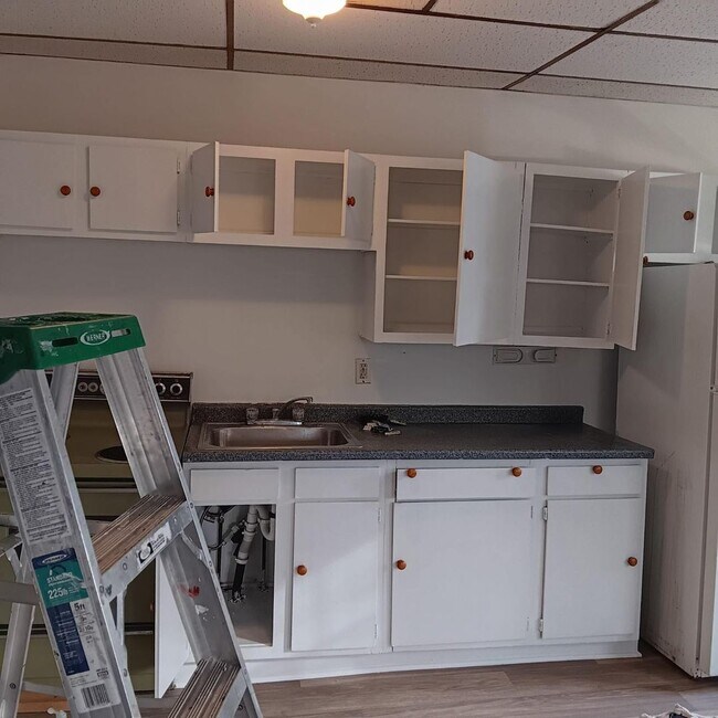 Photo - 301-305 N York St Unit 301