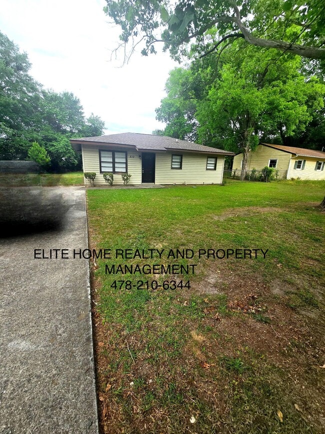 Photo - 810 Crestwood Terrace