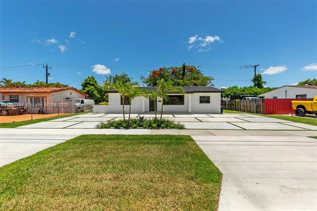 Building Photo - 9360 SW 16th St Rental