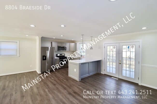 Photo - 8804 Braeside Dr