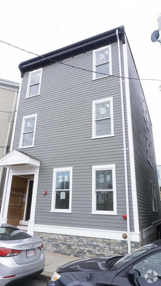 Building Photo - 75 Morris St Unit 1 Rental