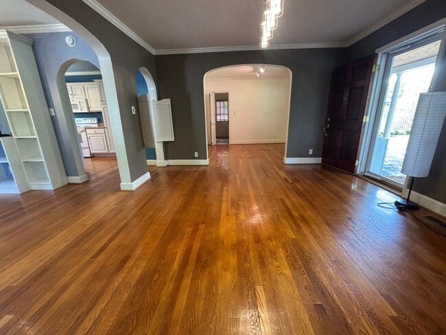 Photo - 3479 Overbrook Dr