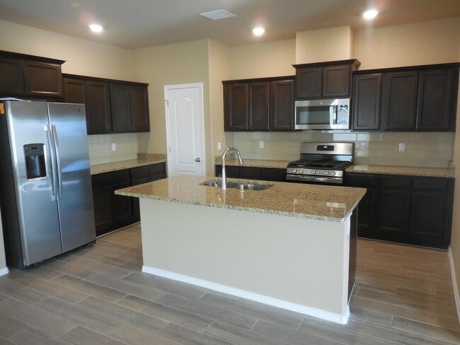 Photo - 7312 Glacier Dr
