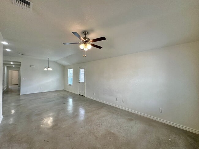 Photo - 6111 Amelia Earhart Blvd Unit 6111 B Amelia Earhart