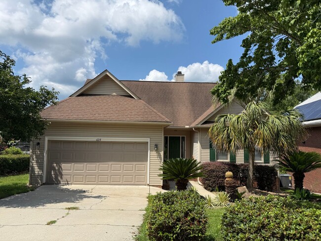 Photo - Chapin Lake Life - Call Lexington office for information 803-359-0793