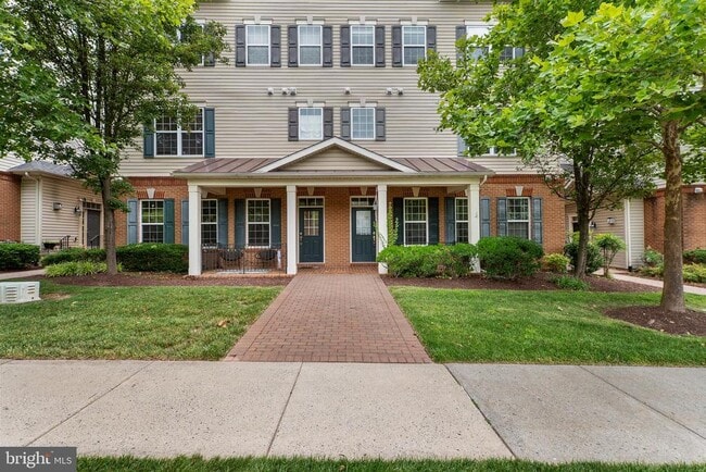 Building Photo - 23209 Observation Dr