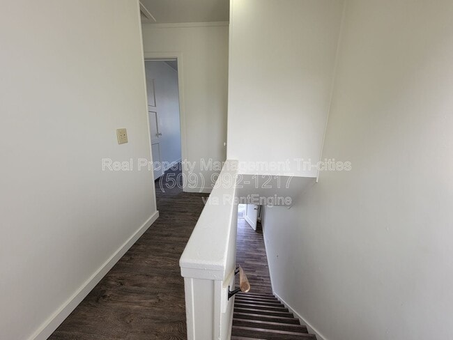 Photo - 87 Symons St