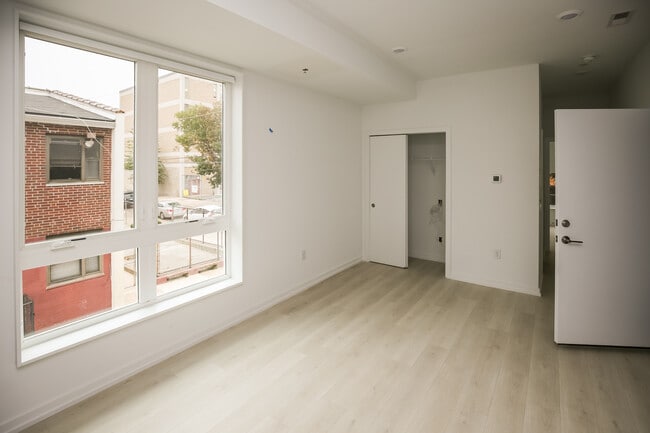 Photo - 1250 Lecount St Unit C