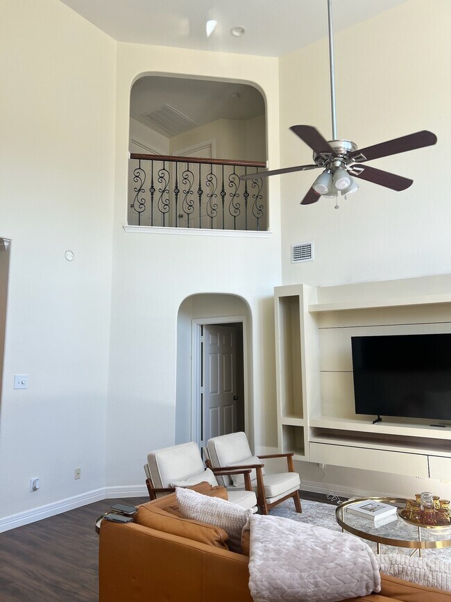 Photo - 13407 Schumann Trail