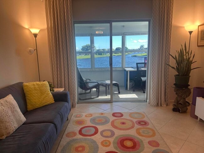 Photo - 1112 Lake Terrace Unit 208