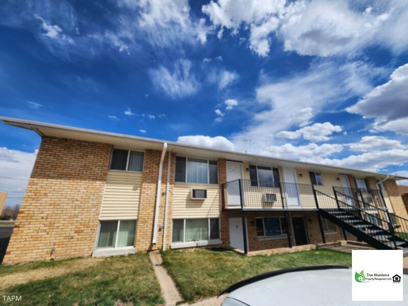 Stunning Remodeled One Bedroom Apt! - Stunning Remodeled One Bedroom Apt!