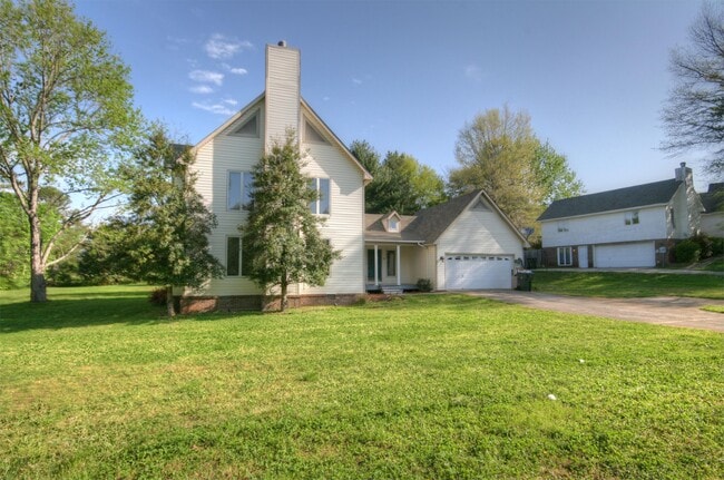 Building Photo - 111 Heatherwood Dr