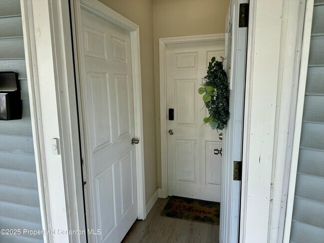 Photo - 930 Madison Ave