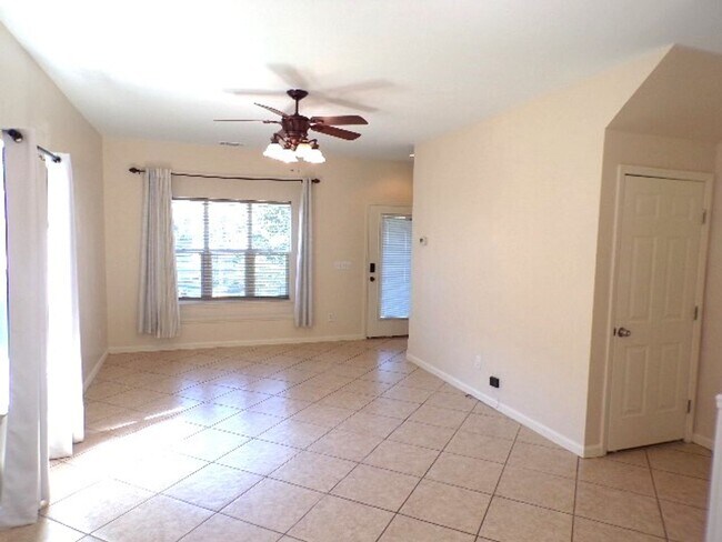 Photo - Mid Island home for rent