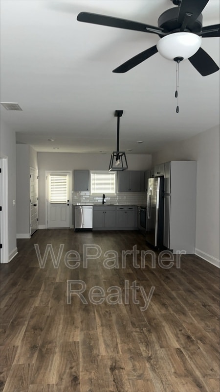Photo - 100 Crest Pointe