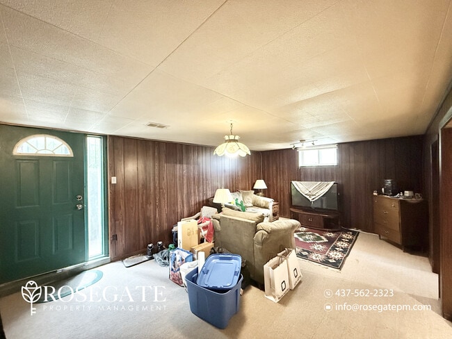 Photo - All-Inclusive 1-Bedroom Basement Apartment with Internet & Cable Included – Scarborough Unit 2