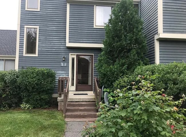 Photo - 3 Reed Ct Townhome