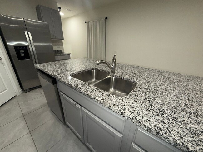 Photo - 1329 Derry Ave