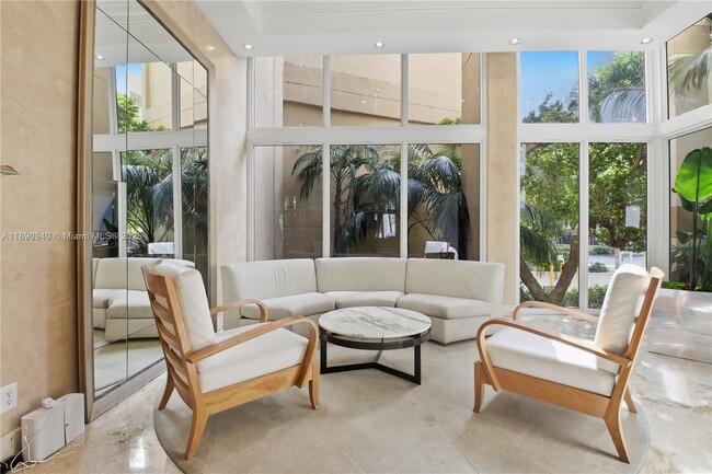 Building Photo - 770 Claughton Island Dr Unit 510