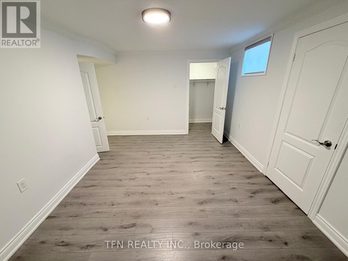 Photo - 2 Irwin Pl