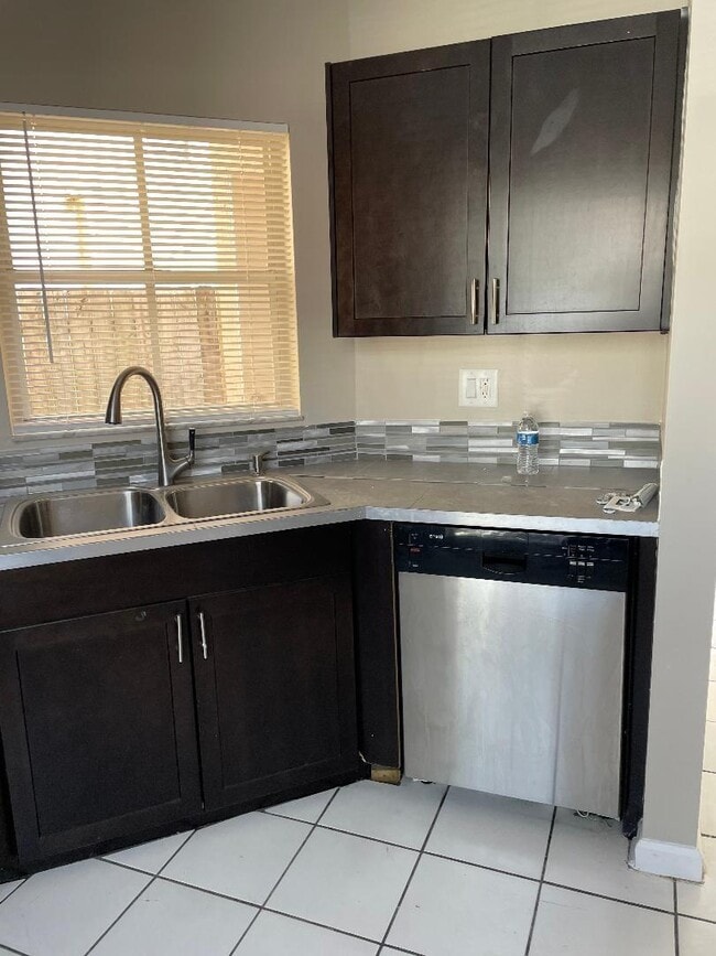 Photo - 6198 Navajo Ter