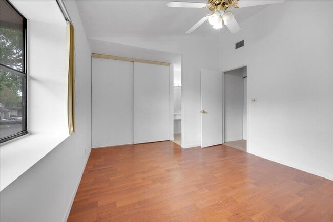 Photo - 4718 NW 82nd Ave Unit 1706