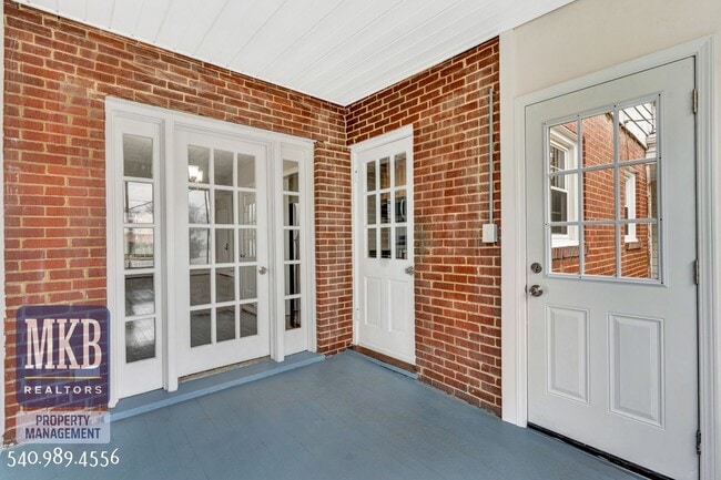 Photo - Beautiful 2 Bedroom, 1 Bath Duplex in SW Roanoke City