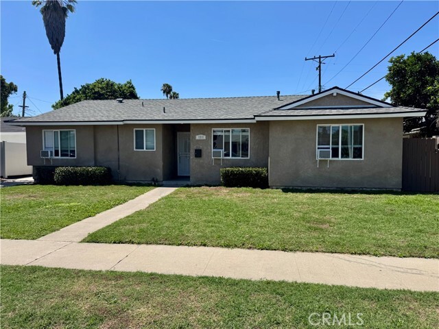 Building Photo - 1211 N Siesta St