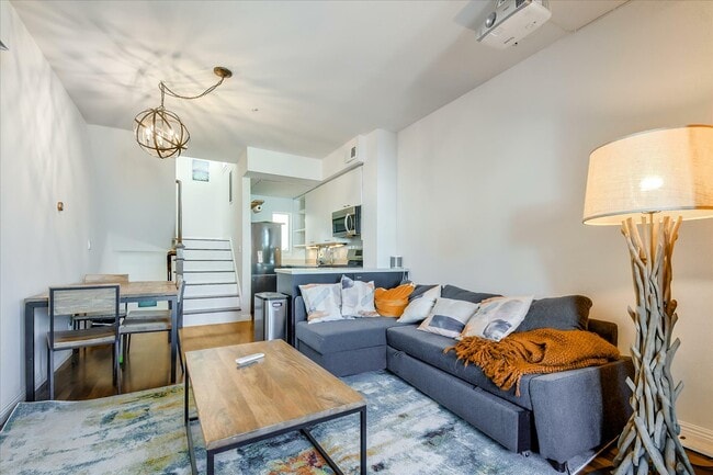 Photo - 144 Langton St Condo