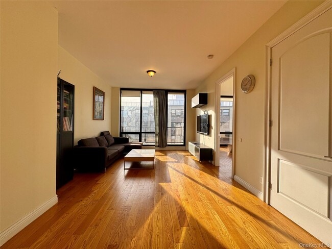 Photo - 63-36 99th St Unit 7J