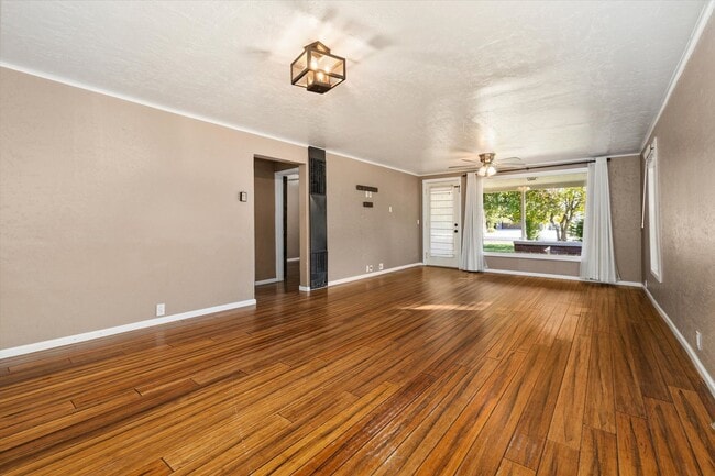 Photo - Charming Country Home on 1 Acre – 2 Bed, 1...
