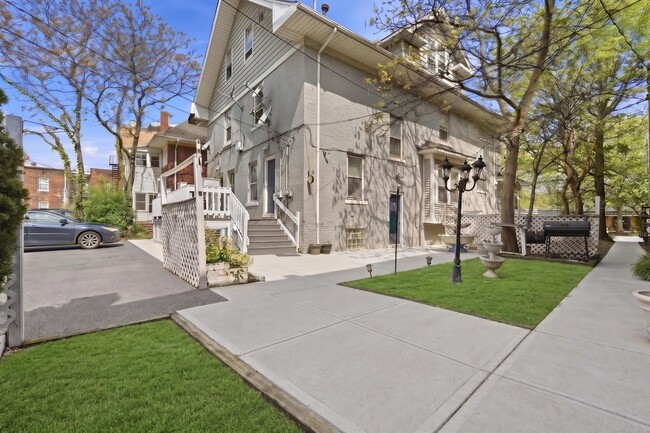 Photo - The Clifton Boulevard Portfolio