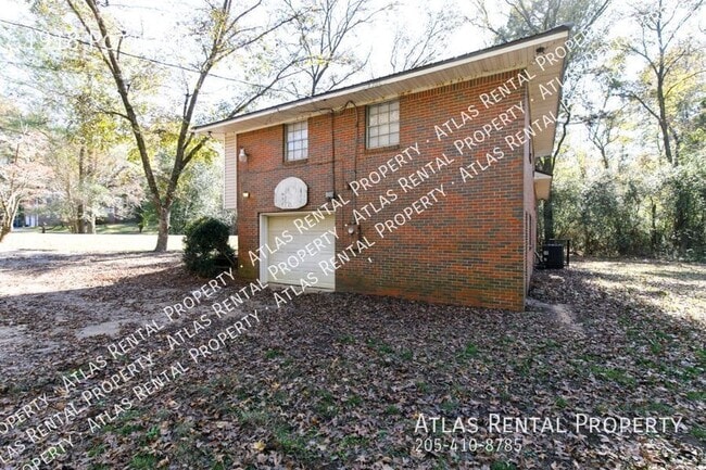 Photo - 1918 Potter Rd