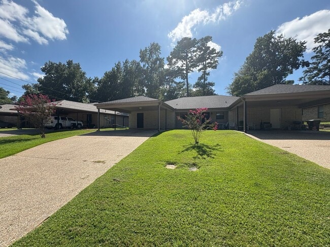 Building Photo - 2531-2533 Westminster Dr Rental