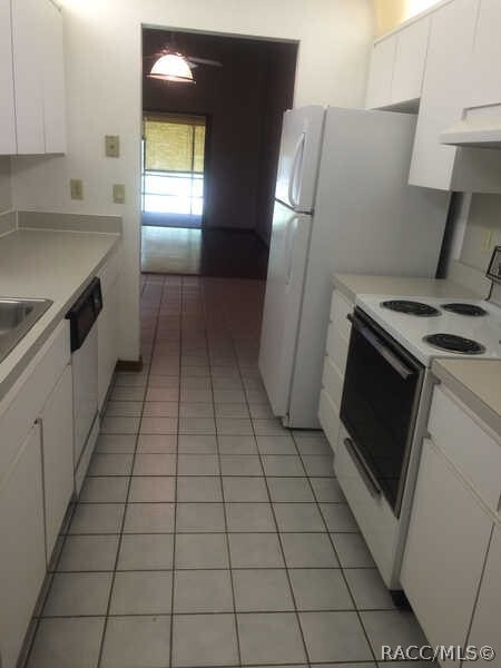Photo - 270 E Glassboro Ct
