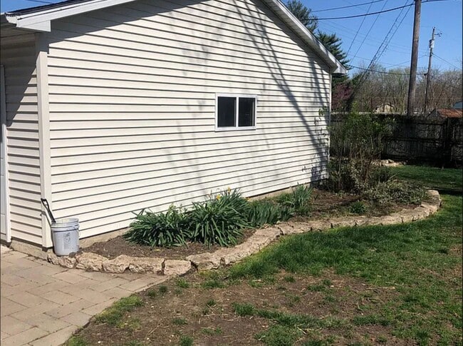 Photo - 1706 Crescent Dr
