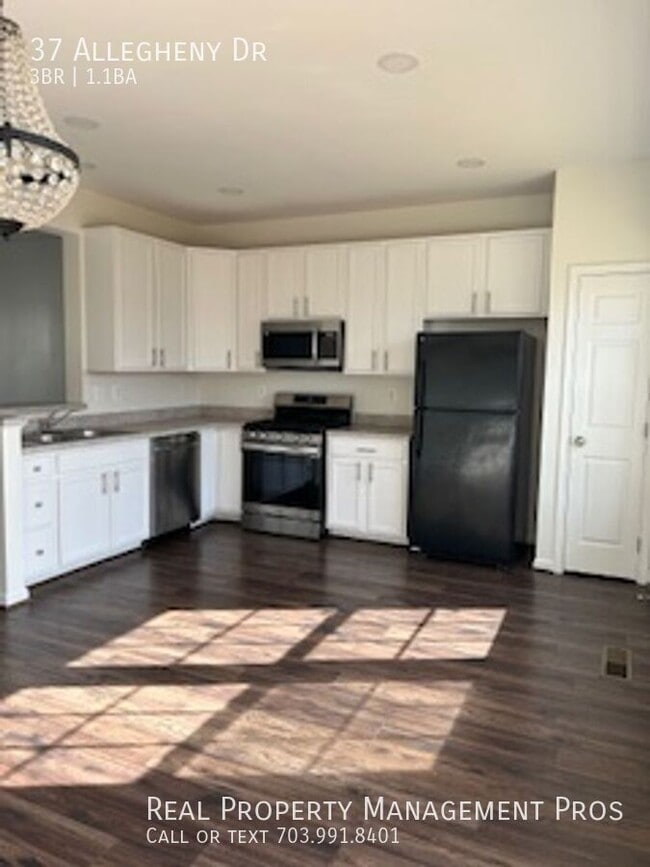 Photo - 37 Allegheny Dr