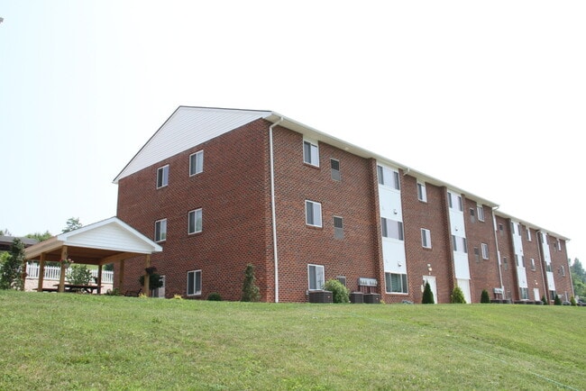 Craigmont Manor