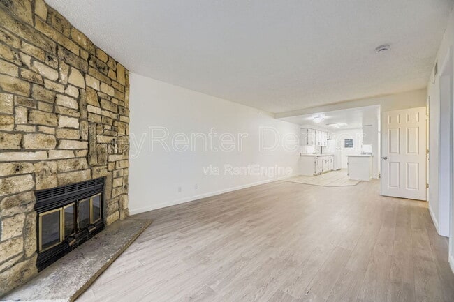 Photo - 2929 W Floyd Ave Unit 215