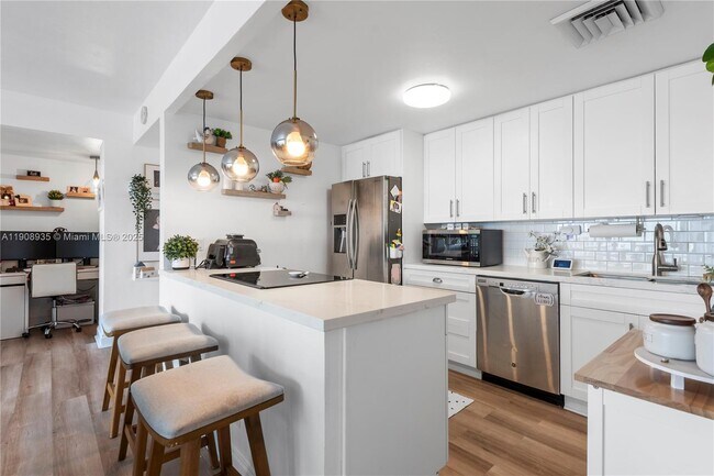 Photo - 2451 Brickell Ave Unidad 16K