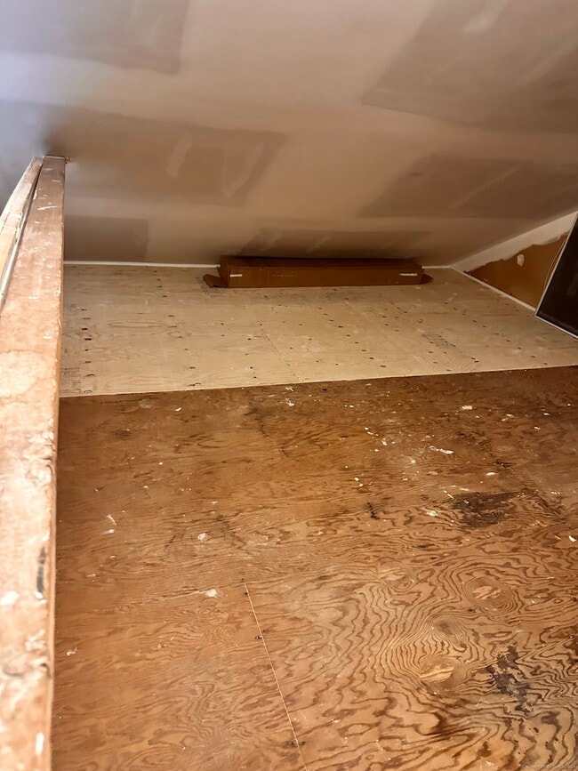 Photo - 585 Park Rd Unit 3-8