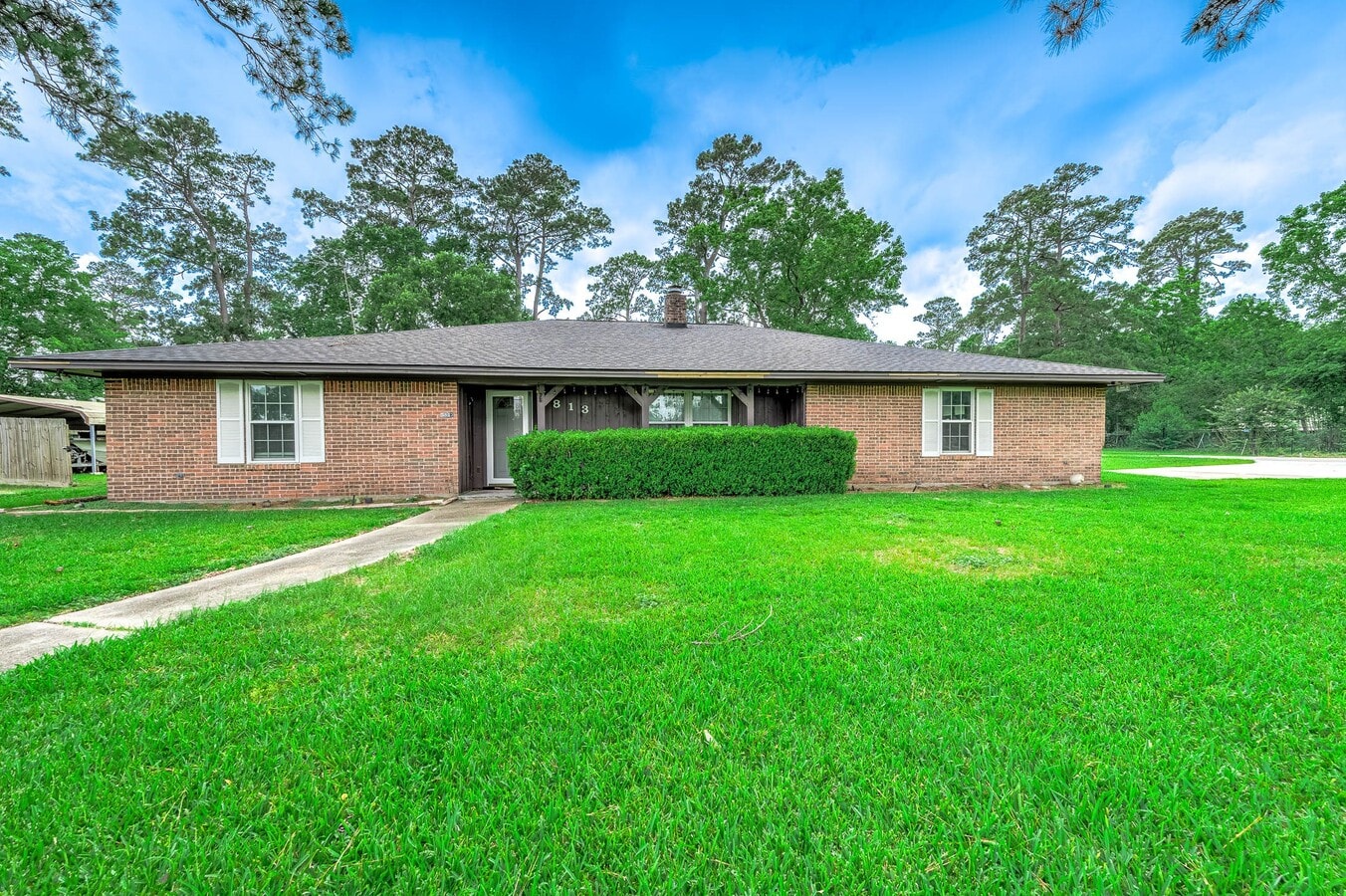 Photo - 5813 Russell Ln