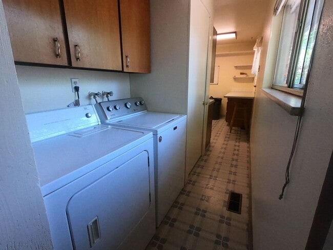 Photo - Craftsman duplex with covered parking!
