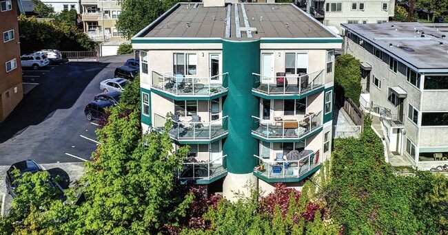 Emerald Hill Yee - Emerald Hill Yee