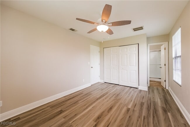 Building Photo - 1225 NE 12th Ave Rental