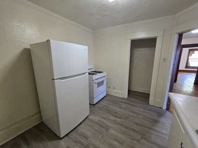 Photo - 120 Harrison St