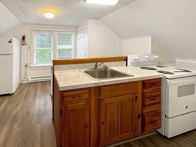 Photo - 2435 Woodward Ave Unit #3