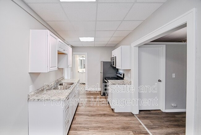 Photo - 111 Lincoln Way W Unit 2